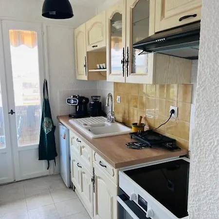 T2 Vue Proche Centre Apartmán *